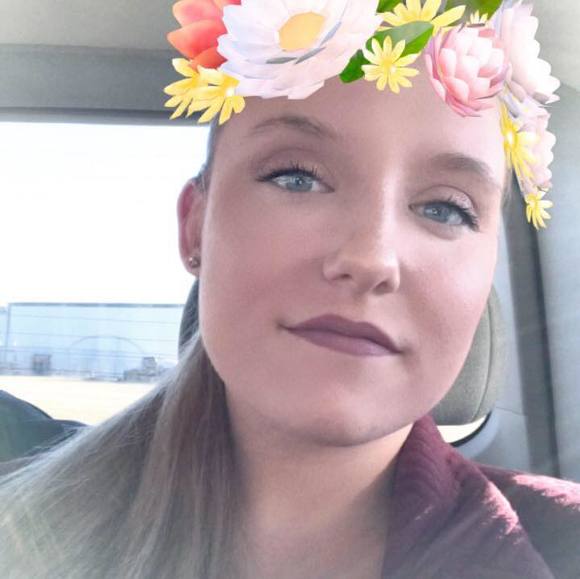 Meet your Posher, Andrea - Picture 1 of 1